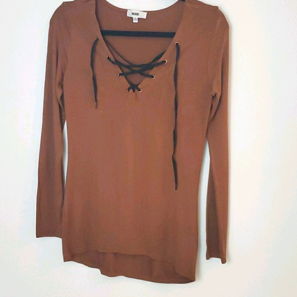 Nude lace-up top Fashion Nova